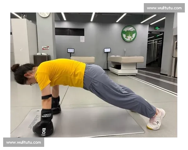 提升核心力量全面训练方法助力身体稳定与运动表现